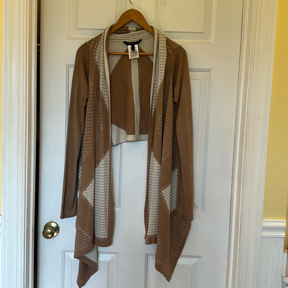 BCBG MAXAZRIA beige cardigan with white detailing, size small